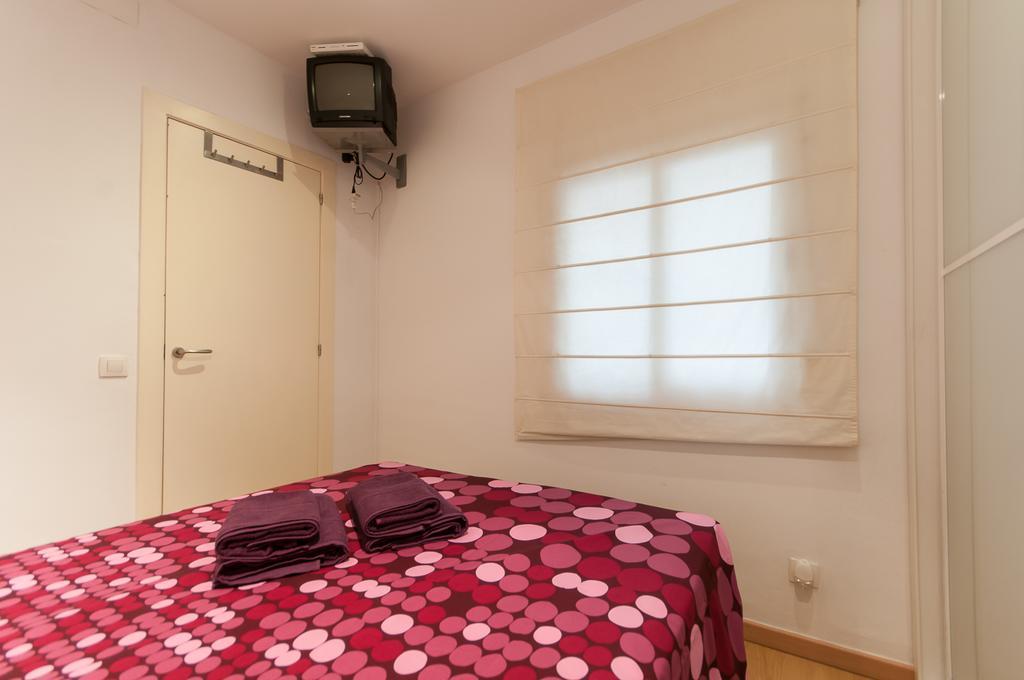 Cute Apartment In Sants Station With Hbo & Alexa & Ac Barcelona Habitación foto
