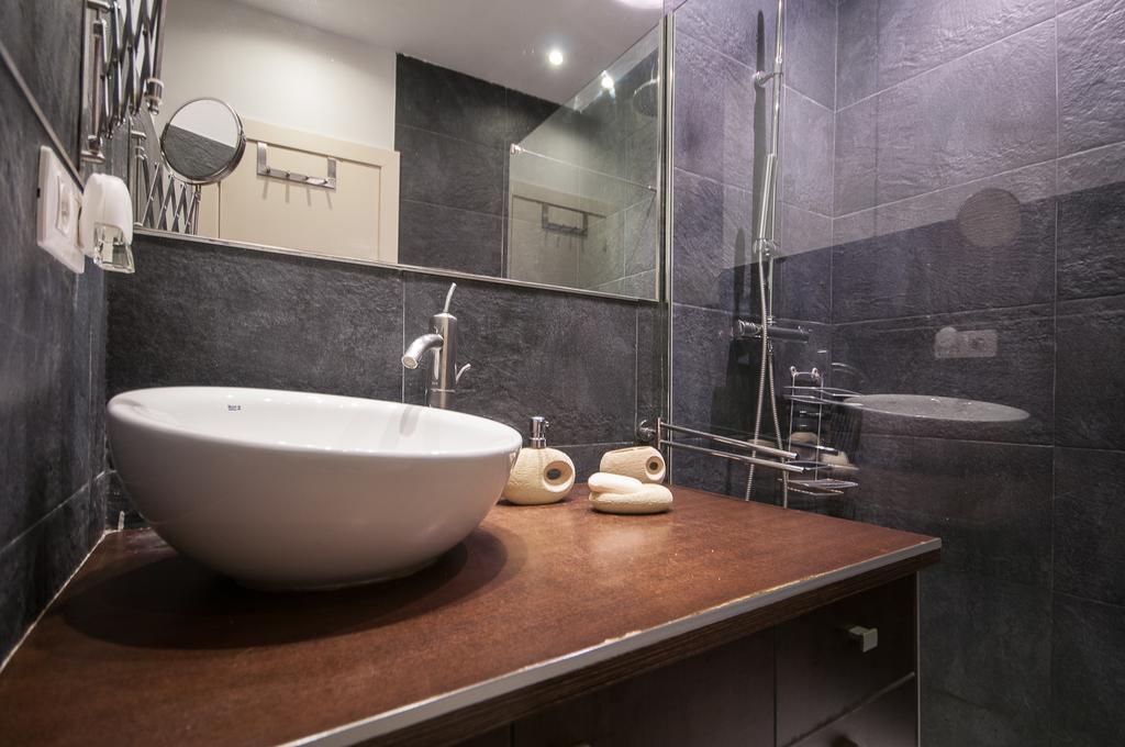 Cute Apartment In Sants Station With Hbo & Alexa & Ac Barcelona Habitación foto