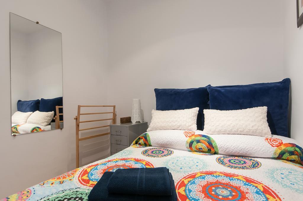 Cute Apartment In Sants Station With Hbo & Alexa & Ac Barcelona Habitación foto
